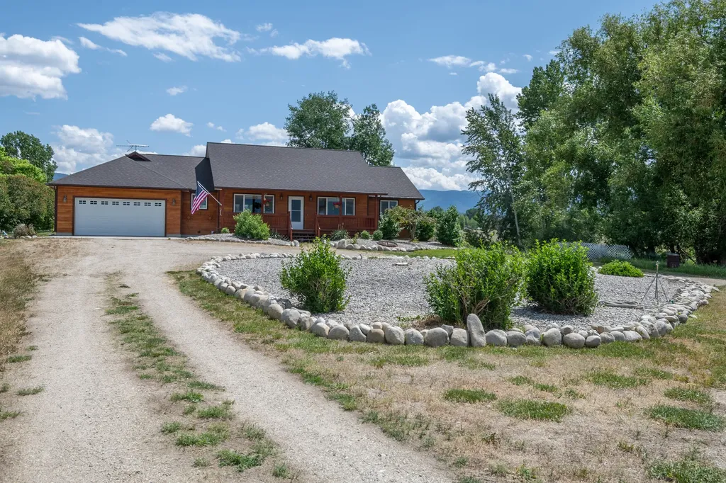 1228 Nordheim Lane Corvallis MT 59828