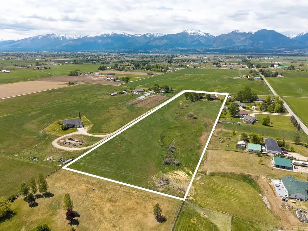 1228 Nordheim Lane Corvallis MT 59828