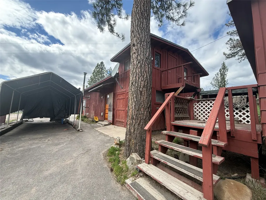15300 Big Horn Road Huson MT 59846