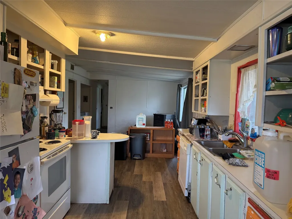 15300 Big Horn Road Huson MT 59846