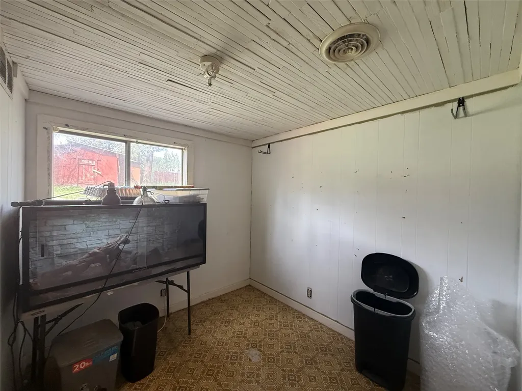 15300 Big Horn Road Huson MT 59846