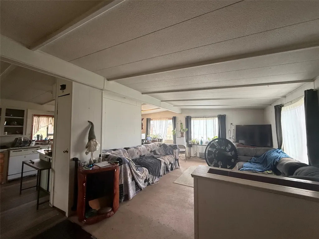 15300 Big Horn Road Huson MT 59846