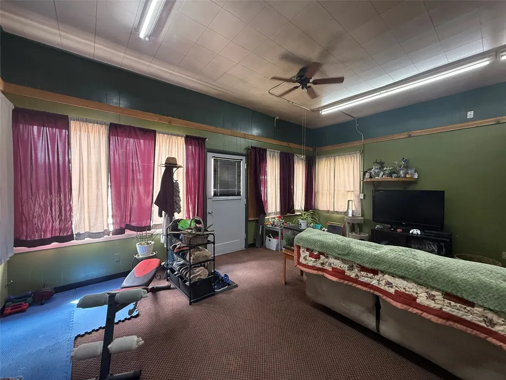 15300 Big Horn Road Huson MT 59846