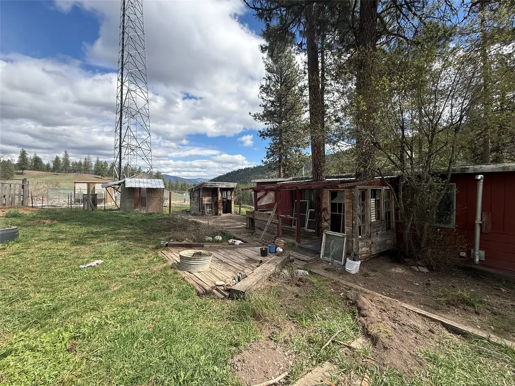 15300 Big Horn Road Huson MT 59846