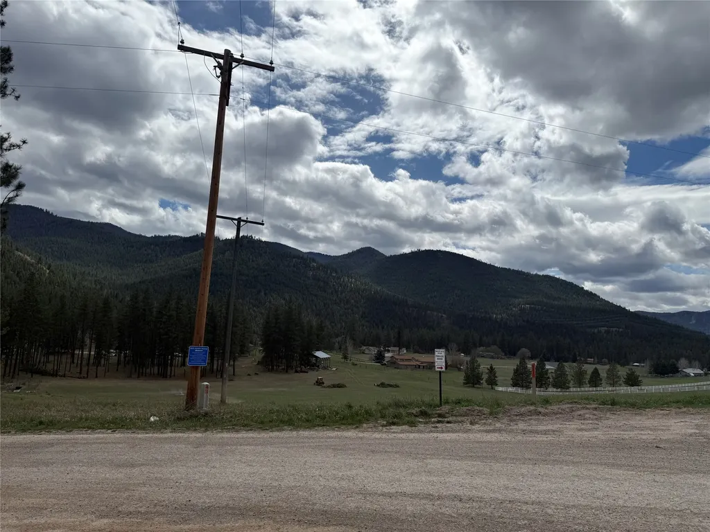 15300 Big Horn Road Huson MT 59846