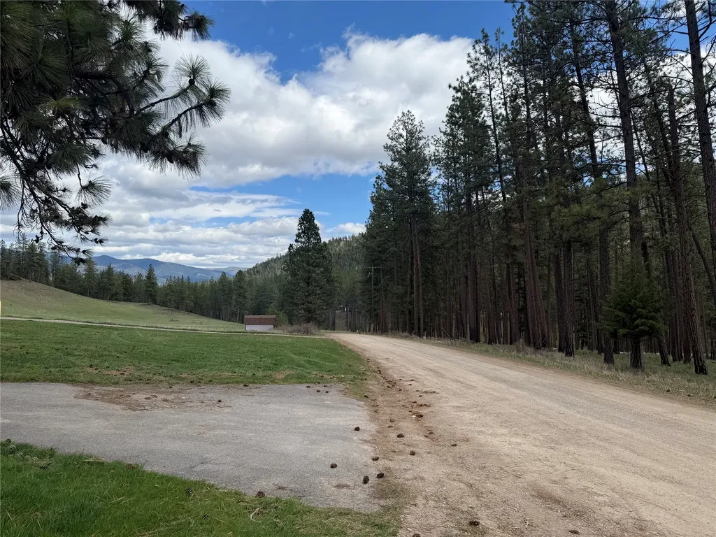 15300 Big Horn Road Huson MT 59846