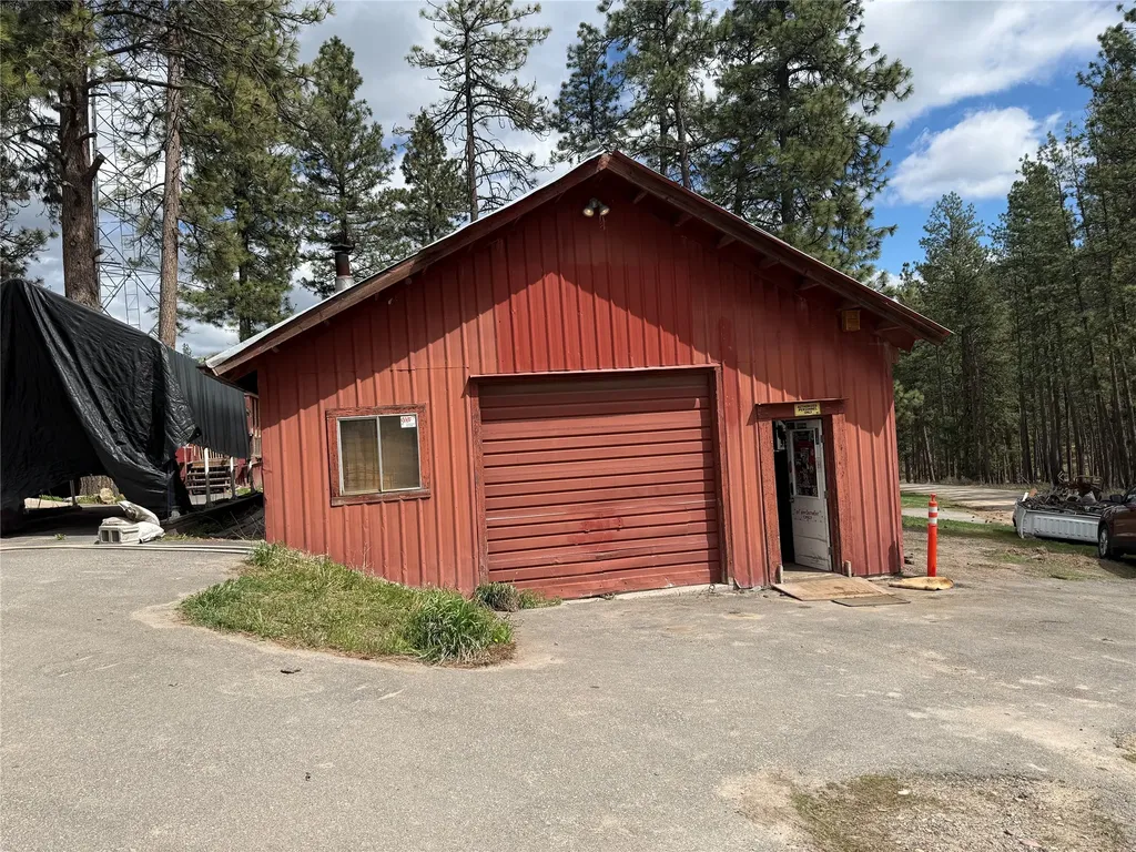 15300 Big Horn Road Huson MT 59846