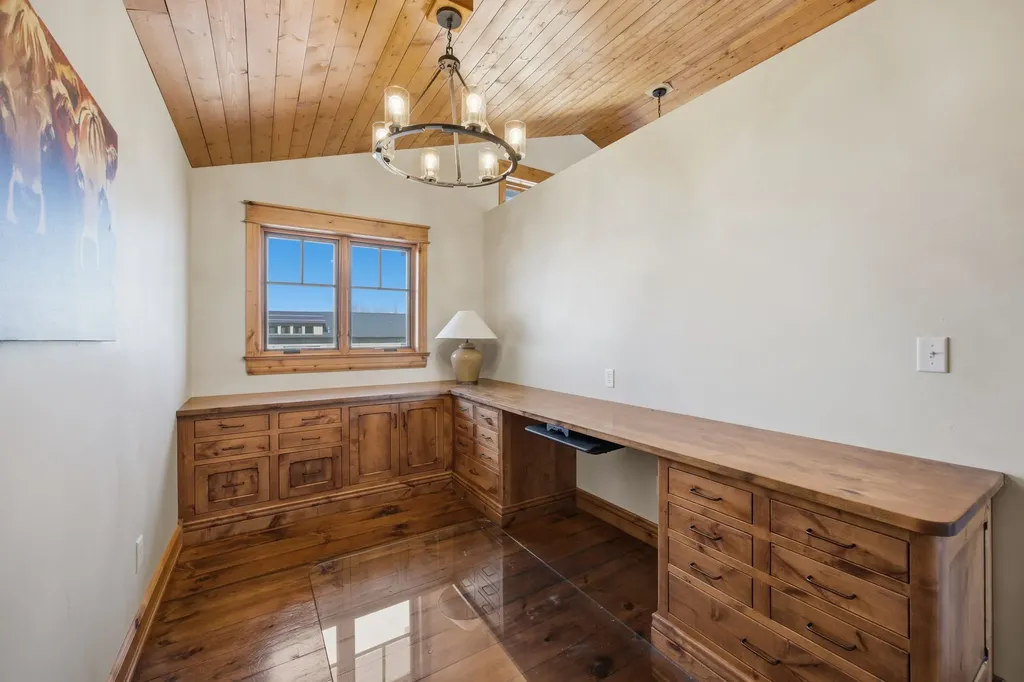 351 Ogden Lane Hamilton MT 59840