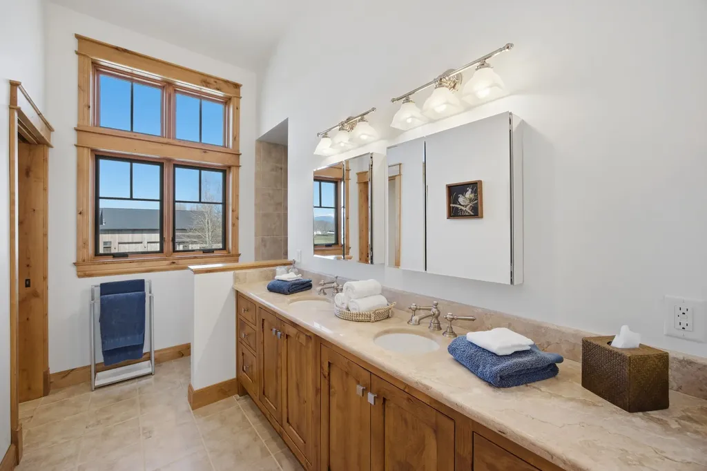 351 Ogden Lane Hamilton MT 59840
