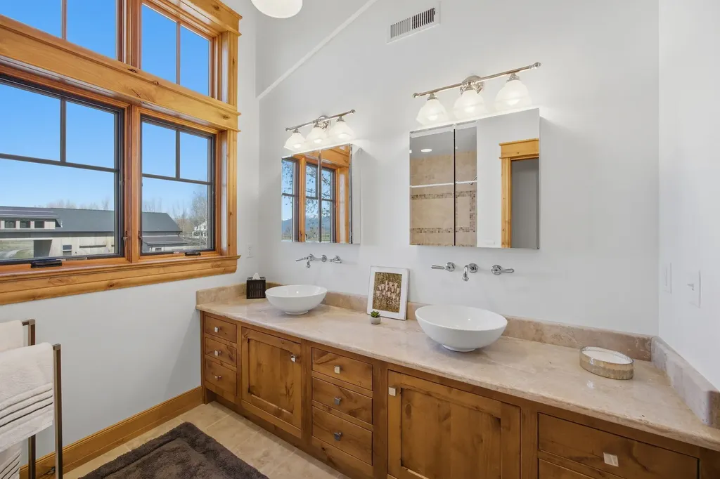 351 Ogden Lane Hamilton MT 59840