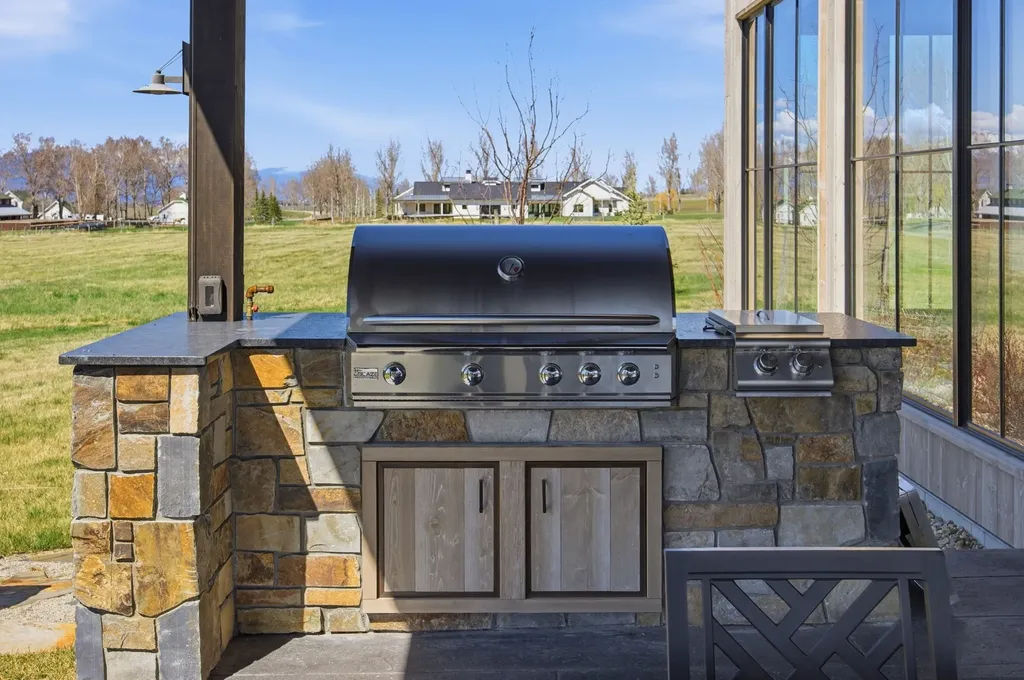 351 Ogden Lane Hamilton MT 59840