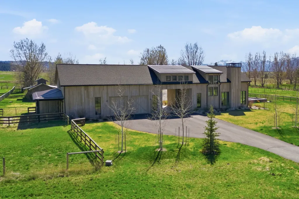 351 Ogden Lane Hamilton MT 59840