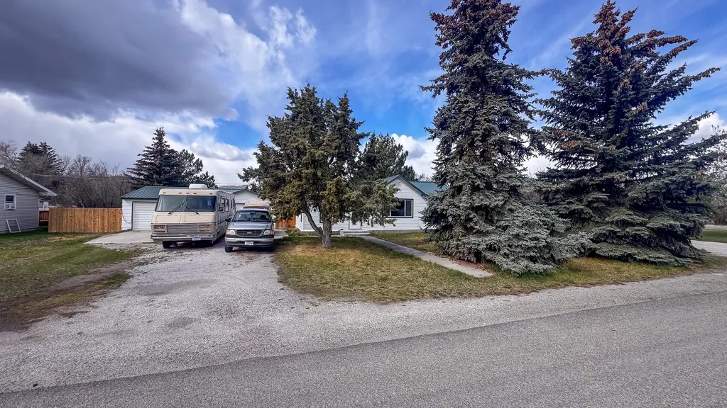 204 S Harrison Avenue Townsend MT 59644