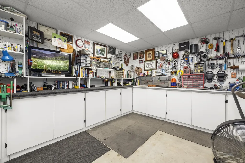 345 Lake Hills Drive Kalispell MT 59901