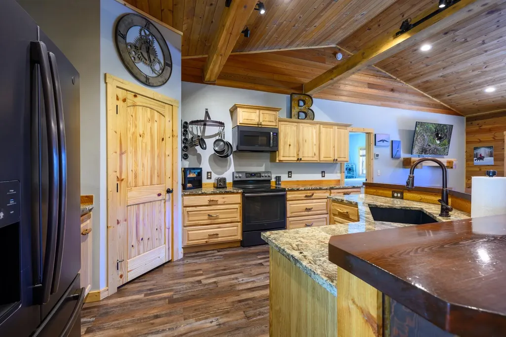 548 Spruce Hollow Trail Kalispell MT 59901