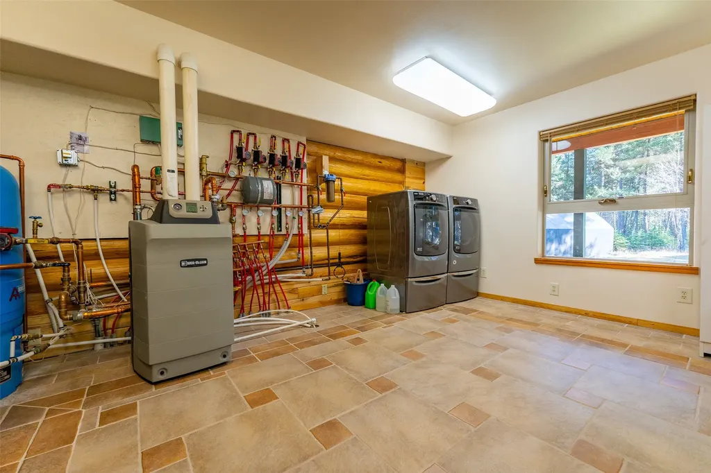 1760 Browns Meadow Road Kila MT 59920