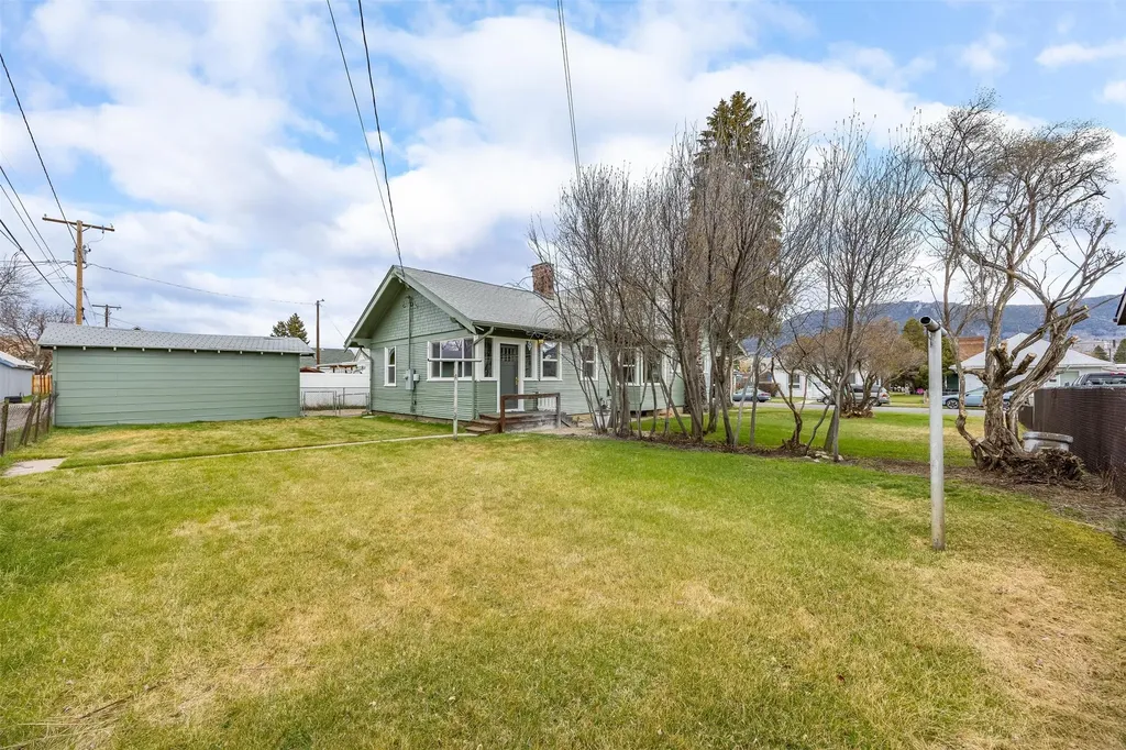 1809 Phillips Avenue Butte MT 59701