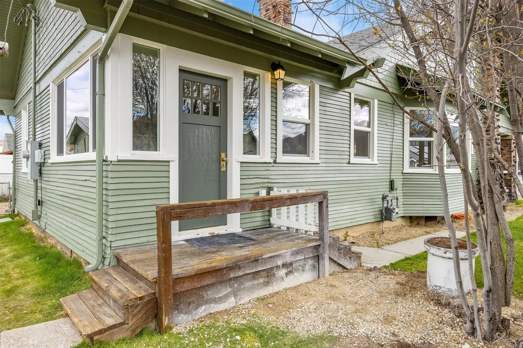 1809 Phillips Avenue Butte MT 59701