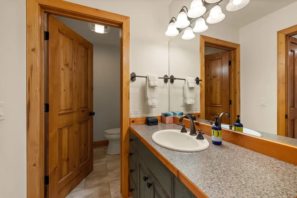 1750 E Lakeshore Drive Whitefish MT 59937