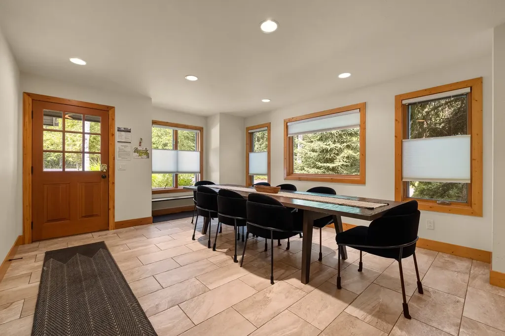 1750 E Lakeshore Drive Whitefish MT 59937