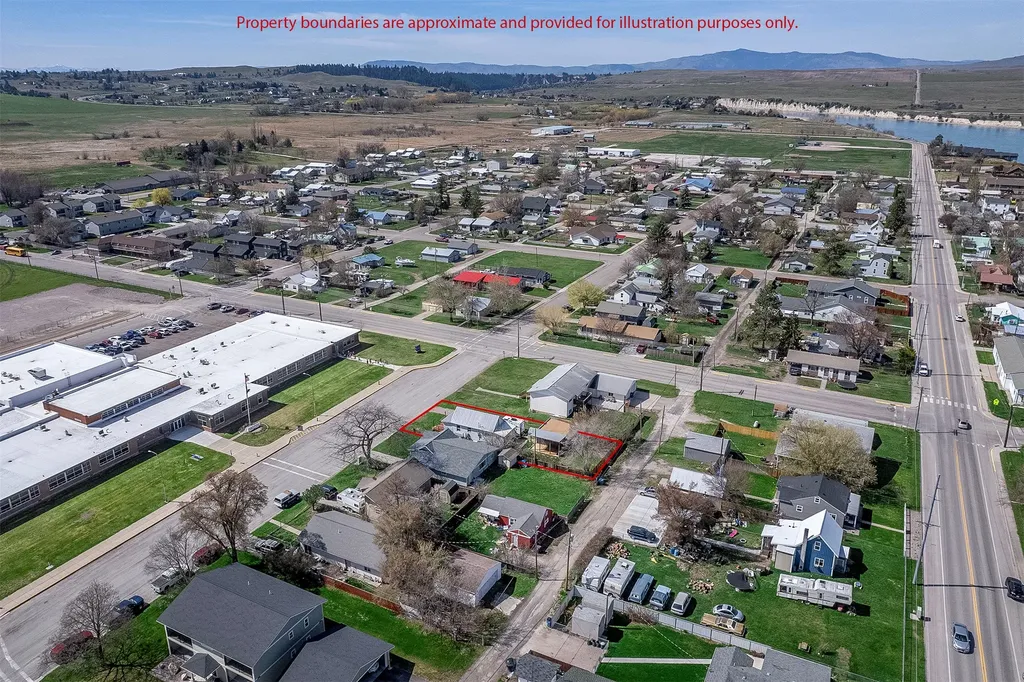 112 8th Avenue W Polson MT 59860