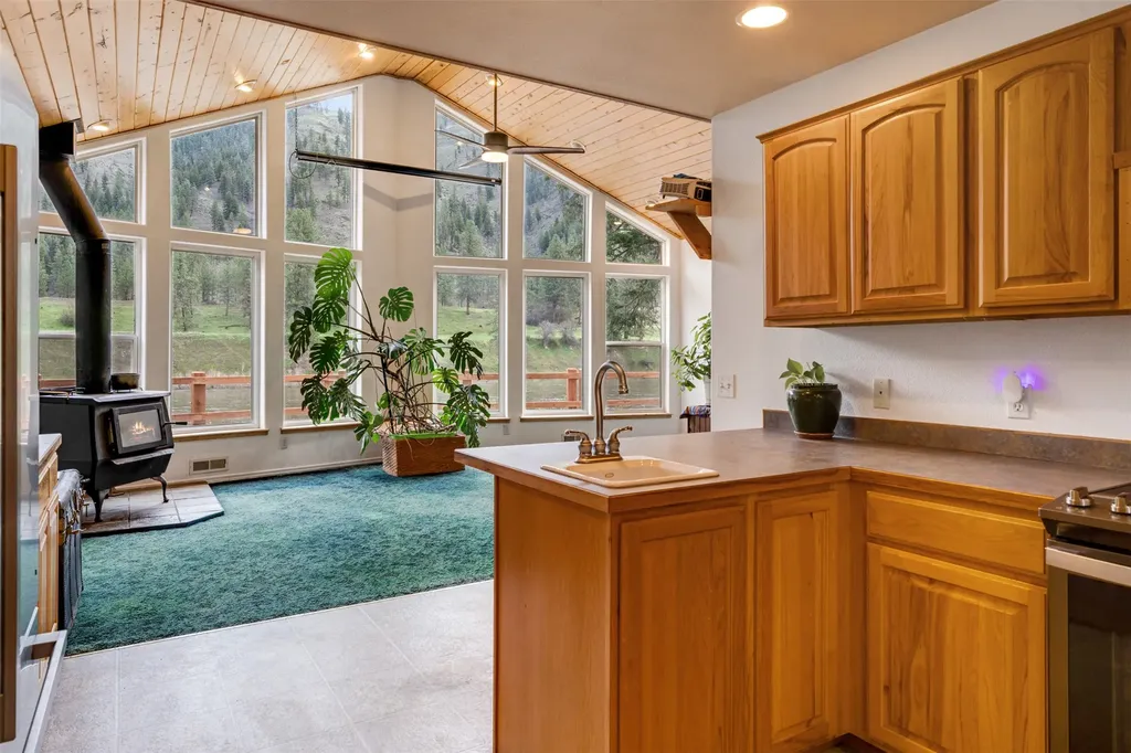 282 Clark Fork Drive Superior MT 59872