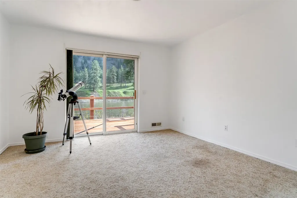 282 Clark Fork Drive Superior MT 59872