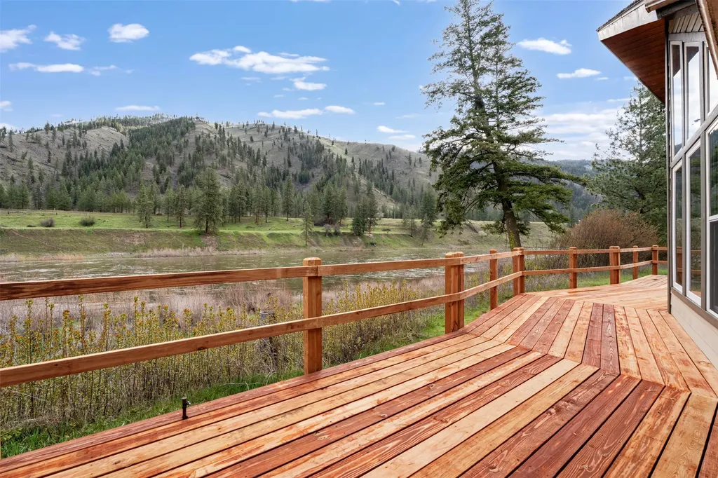 282 Clark Fork Drive Superior MT 59872