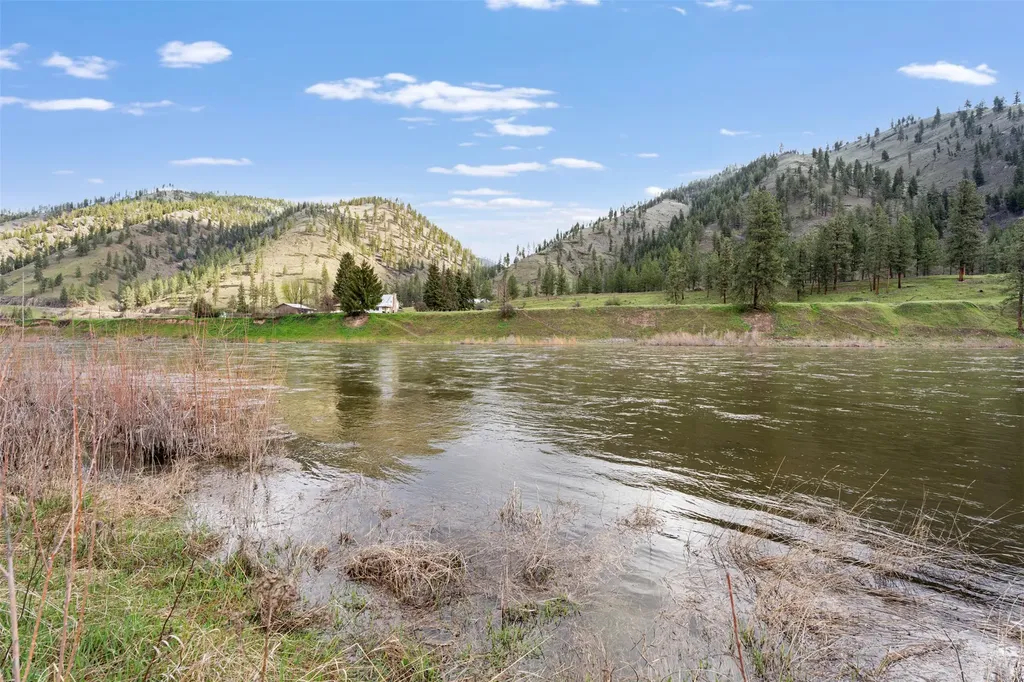 282 Clark Fork Drive Superior MT 59872