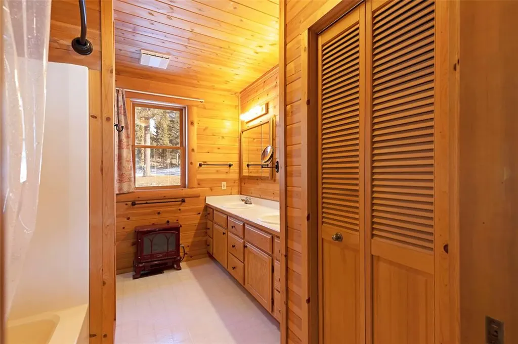 2532 Valley View Road Lincoln MT 59639