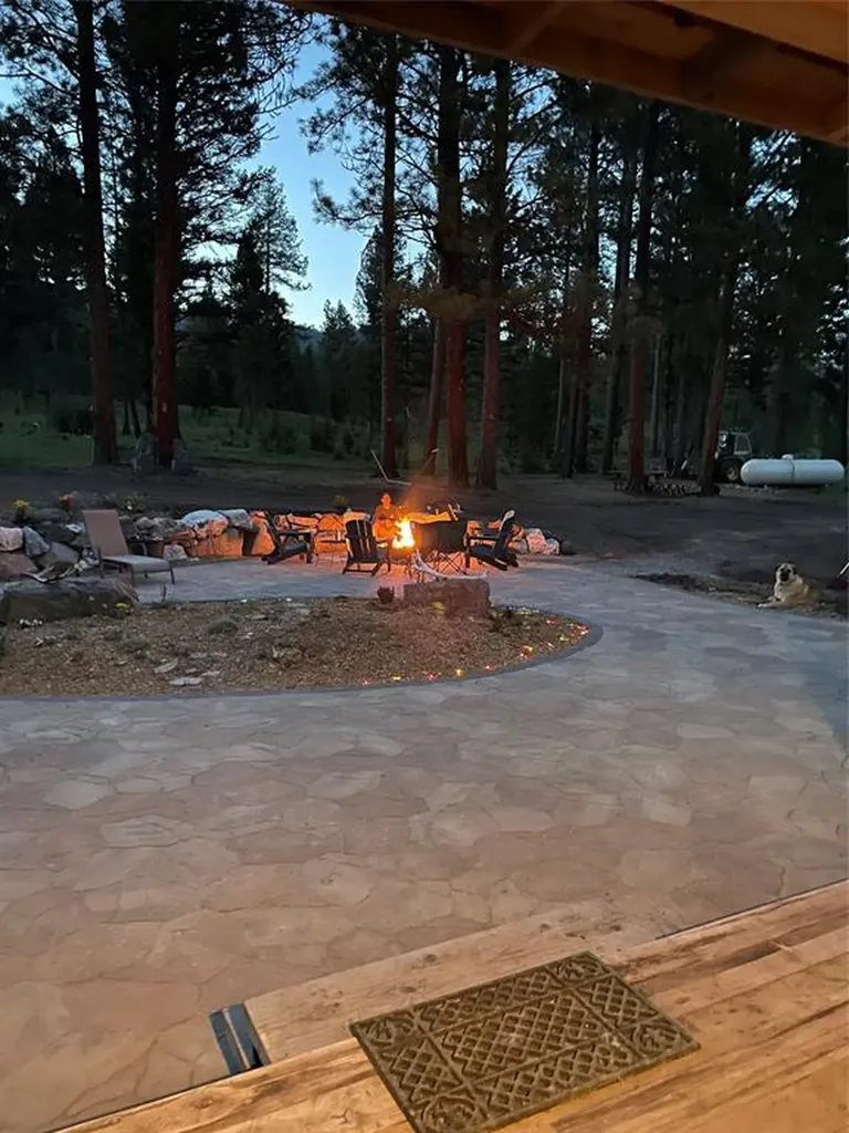 2532 Valley View Road Lincoln MT 59639