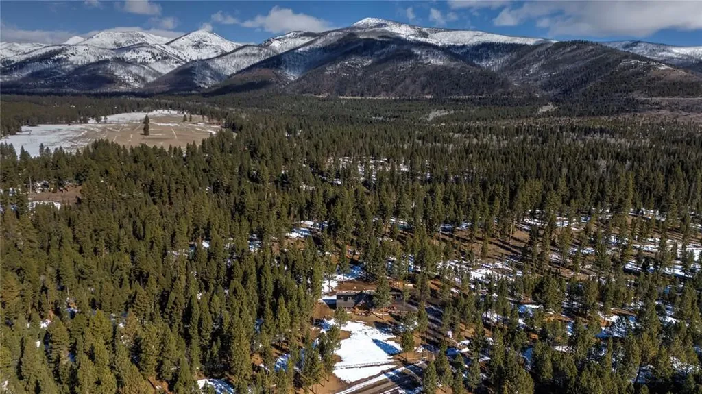 2532 Valley View Road Lincoln MT 59639