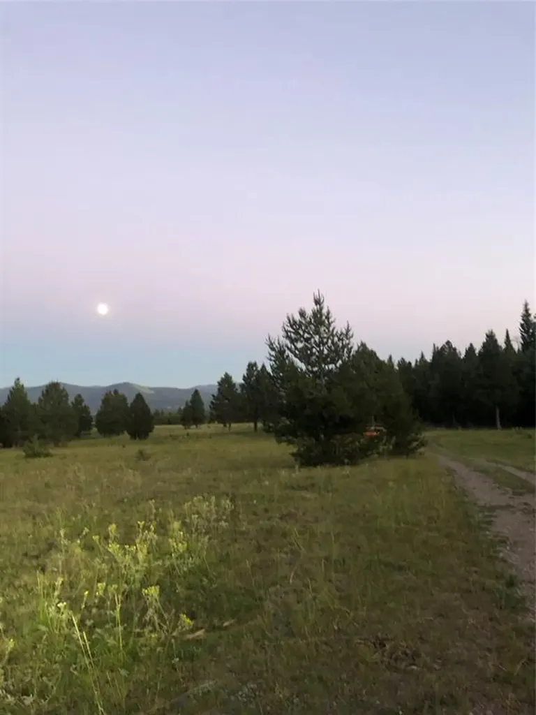 2532 Valley View Road Lincoln MT 59639