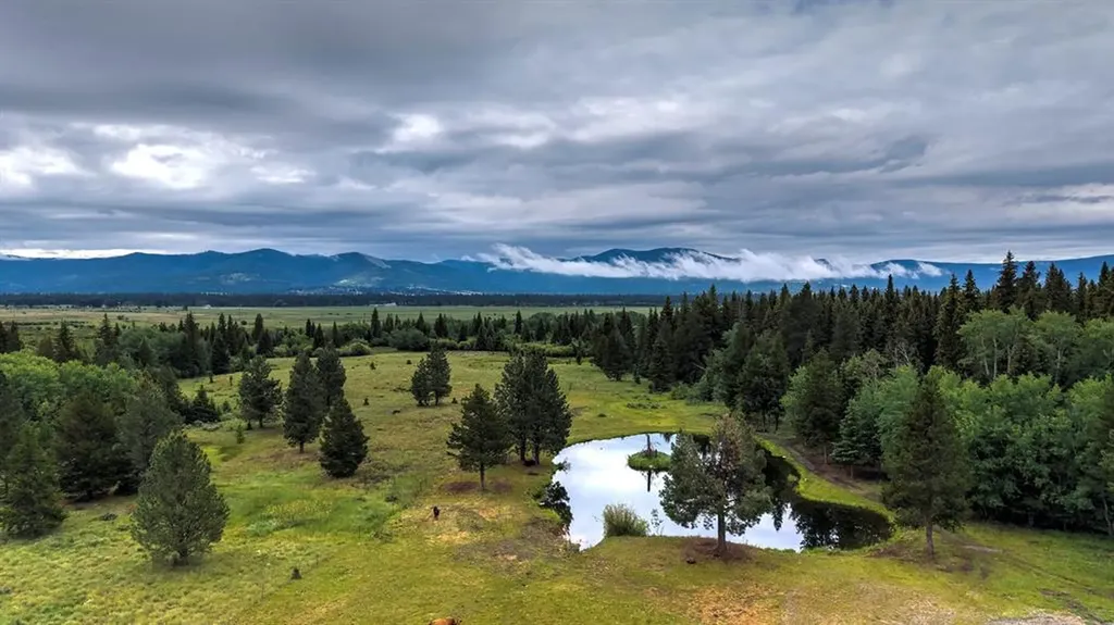 2532 Valley View Road Lincoln MT 59639
