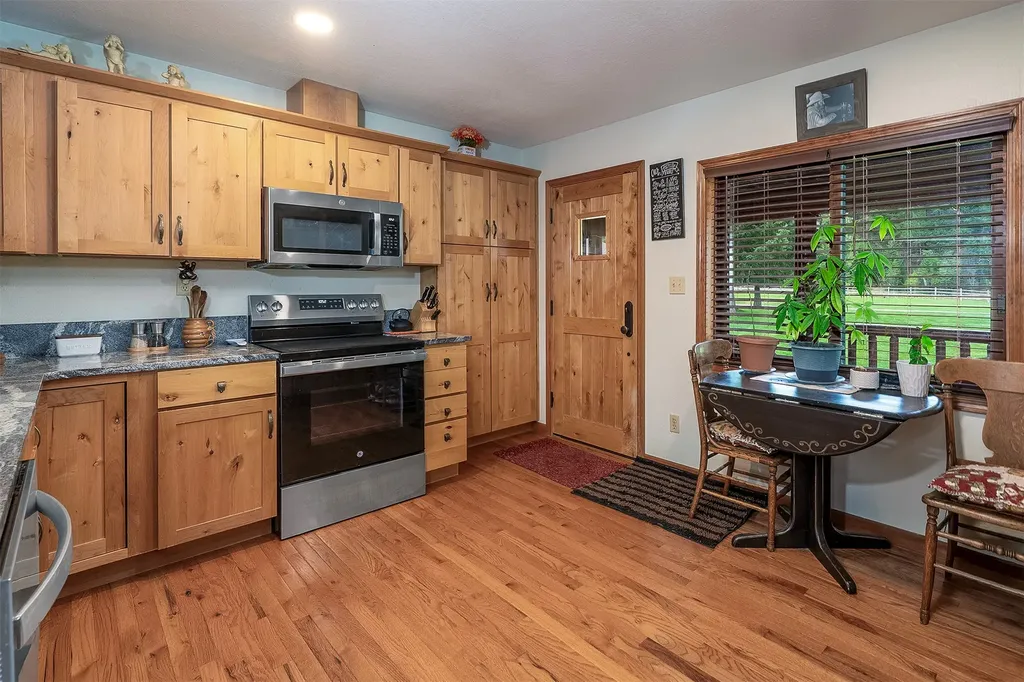 35169 Mt Highway 35 Polson MT 59860