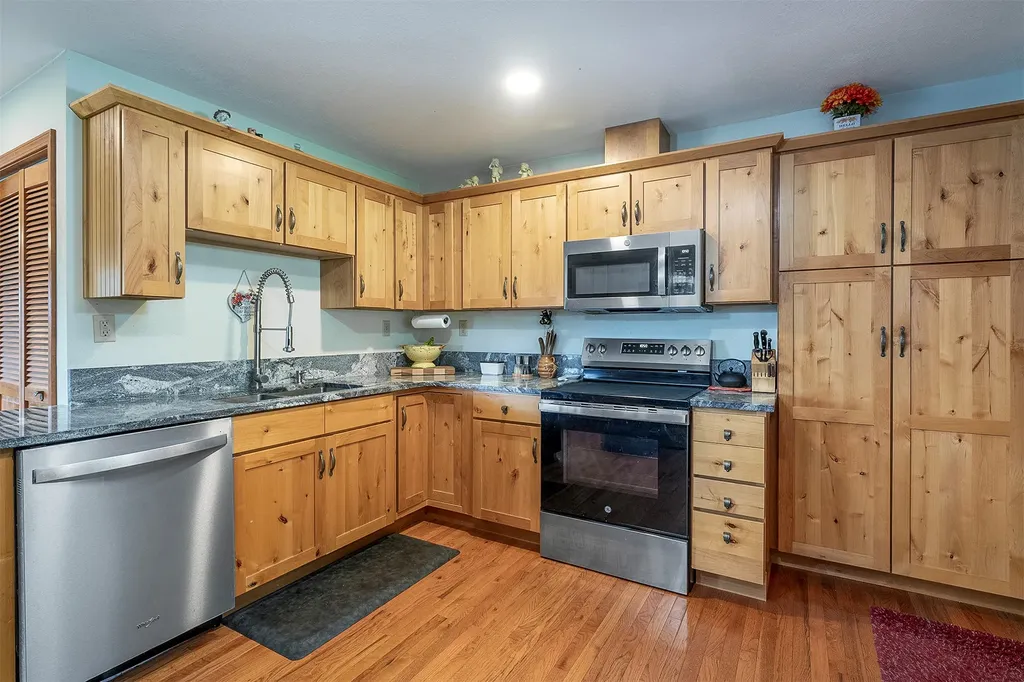 35169 Mt Highway 35 Polson MT 59860