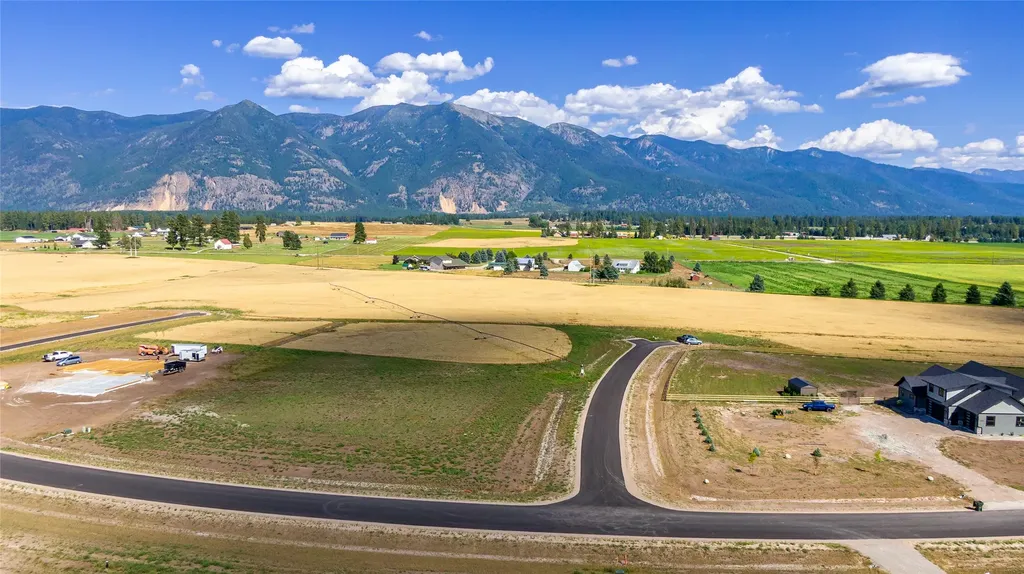 2053 Homestead Trail Columbia Falls MT 59912