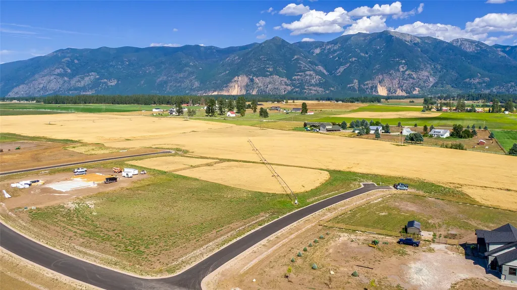 2053 Homestead Trail Columbia Falls MT 59912