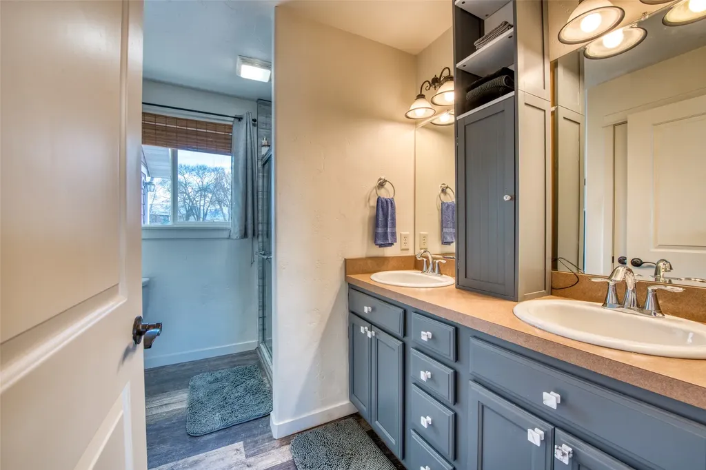 1084 Centennial Lane Corvallis MT 59828