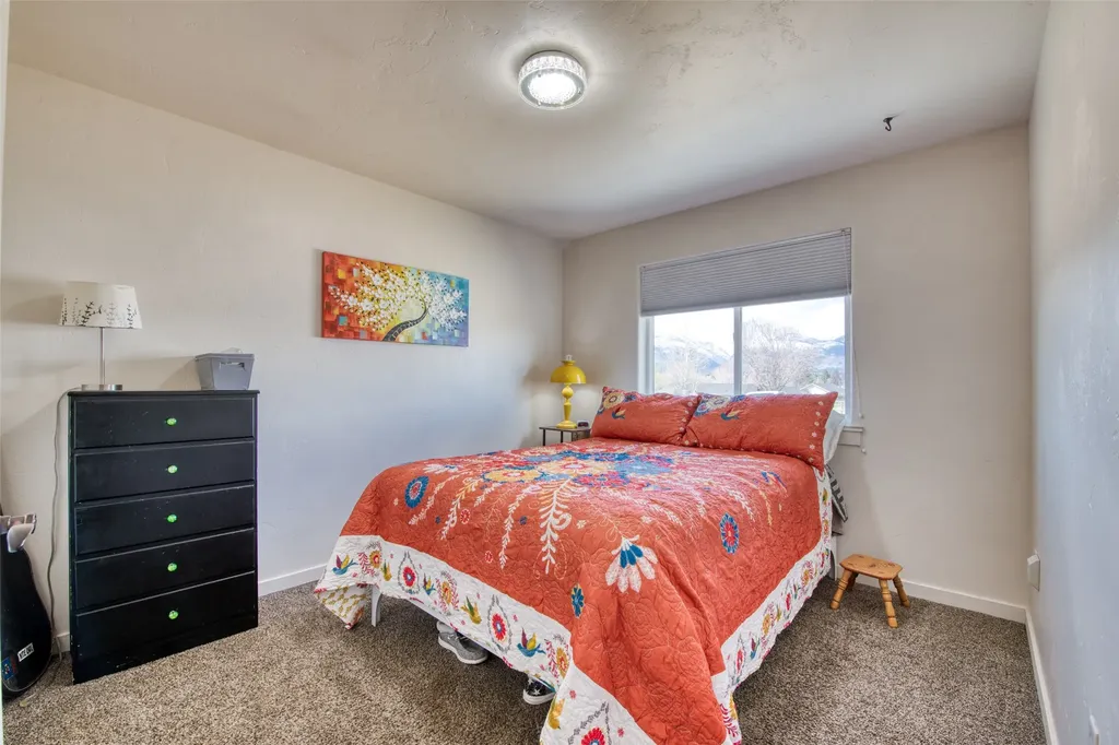 1084 Centennial Lane Corvallis MT 59828