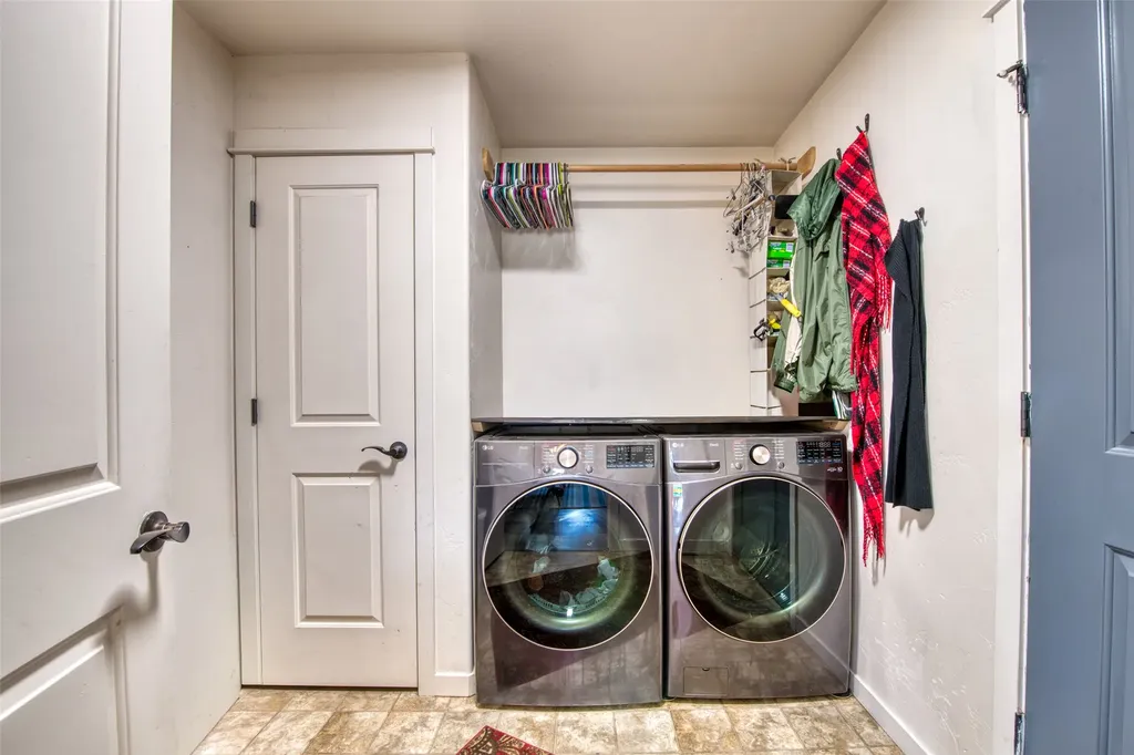 1084 Centennial Lane Corvallis MT 59828