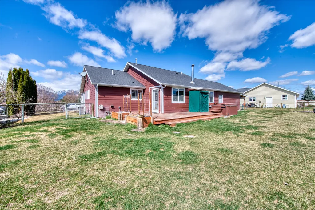 1084 Centennial Lane Corvallis MT 59828