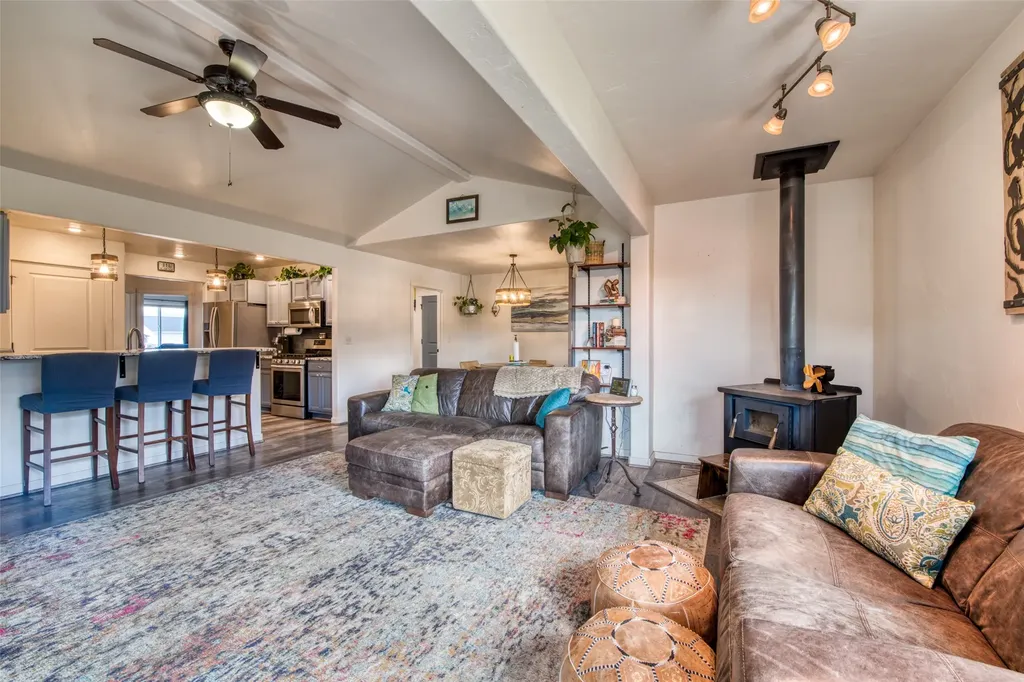 1084 Centennial Lane Corvallis MT 59828