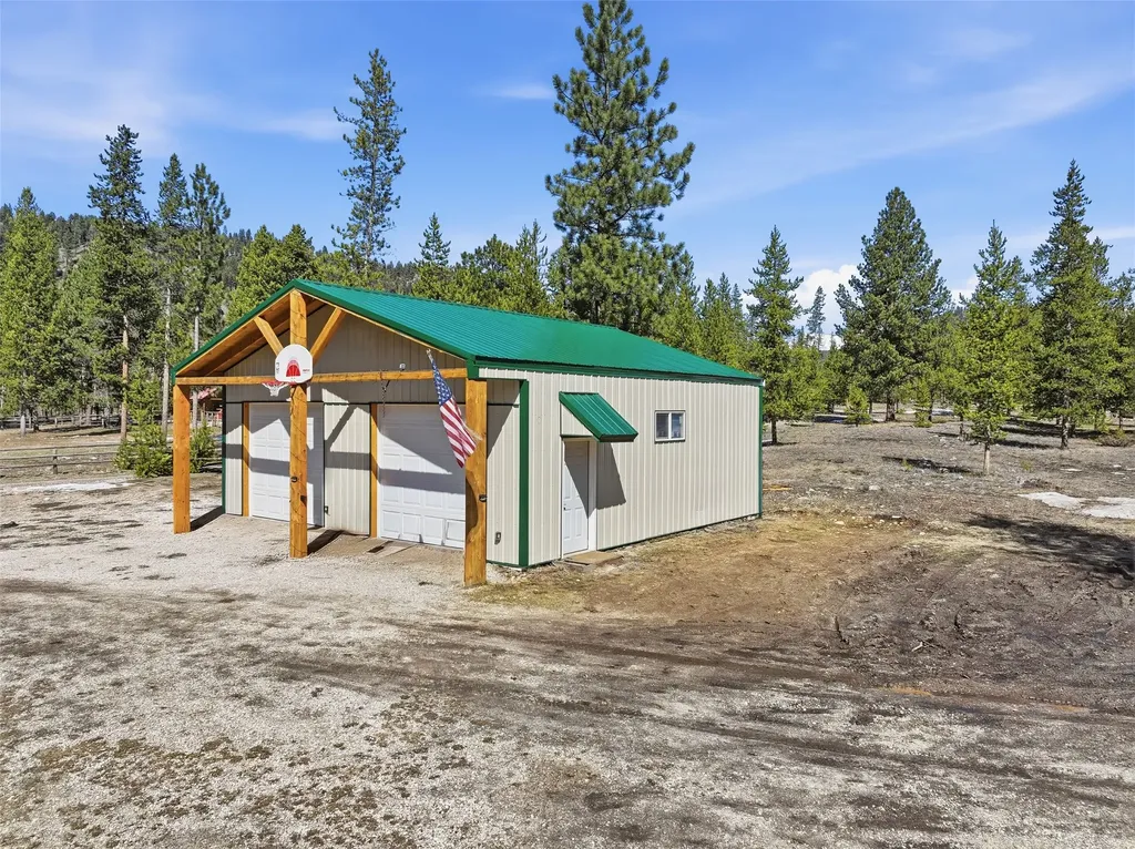 223 E G Street Sula MT 59871