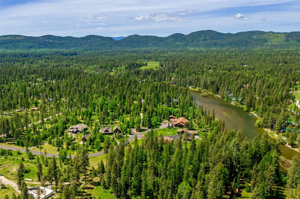 12284 Cygnet Way Bigfork MT 59911