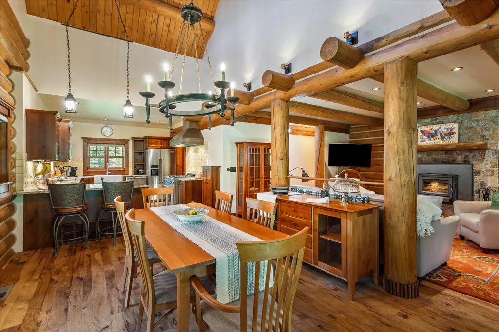 12284 Cygnet Way Bigfork MT 59911