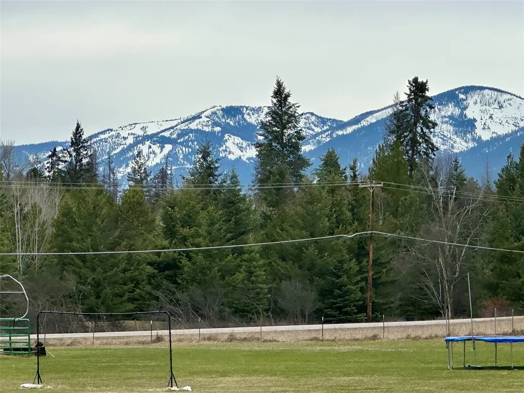 1605 Tamarack Lane Columbia Falls MT 59912