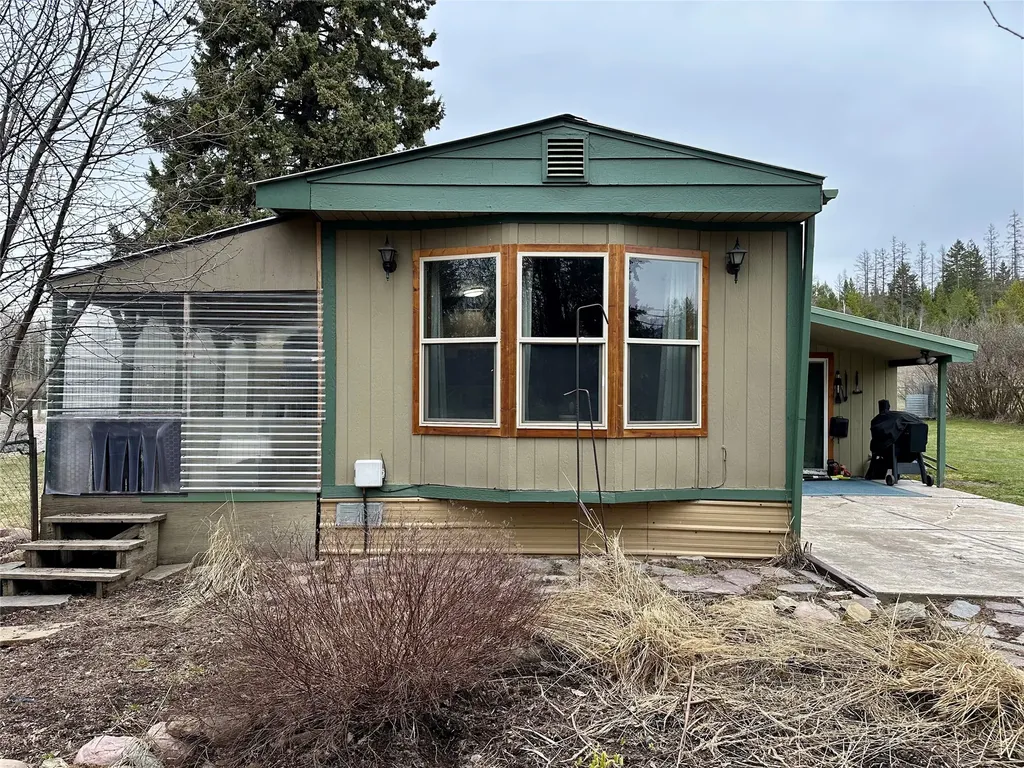 1605 Tamarack Lane Columbia Falls MT 59912