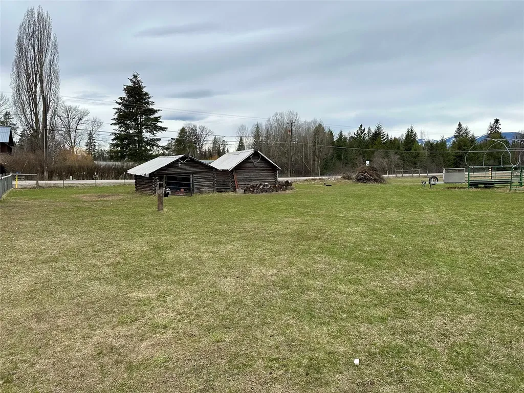 1605 Tamarack Lane Columbia Falls MT 59912