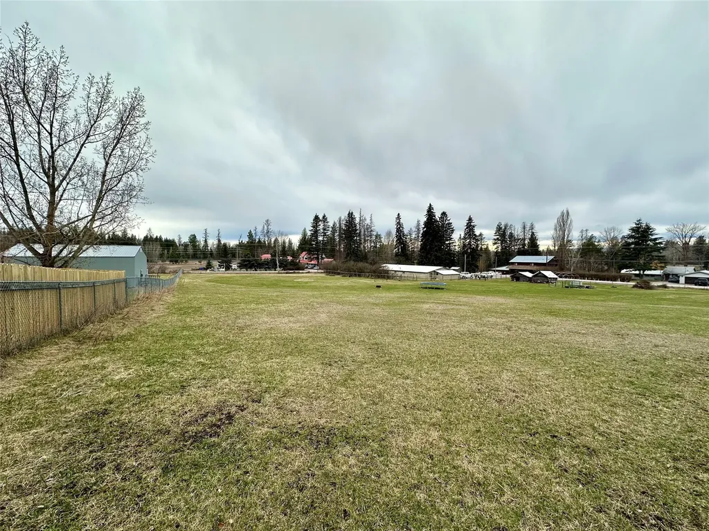 1605 Tamarack Lane Columbia Falls MT 59912